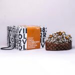 Olivieri 1882 - Panettone Nero con Mou e Glassa alle Nocciole
